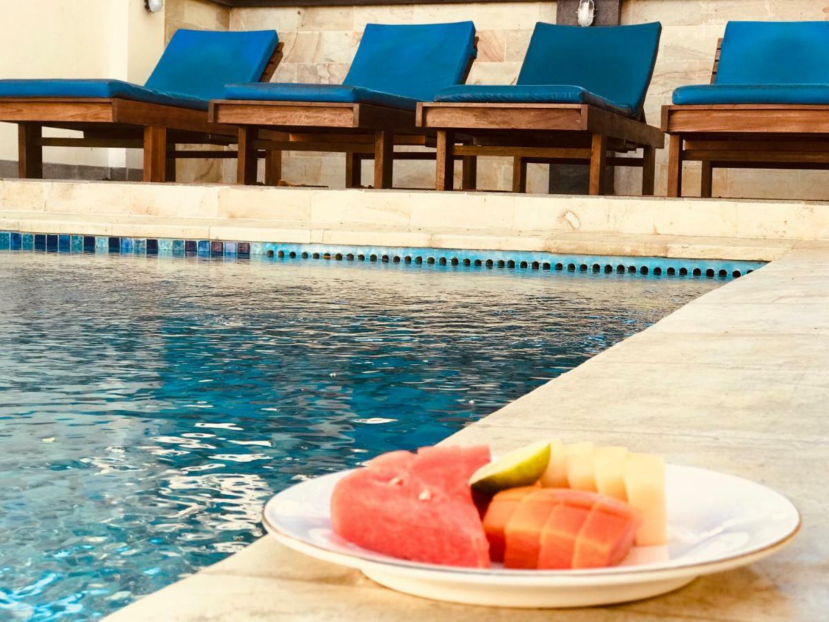 Familytel Bali Hotel Kuta Selatan Buitenkant foto