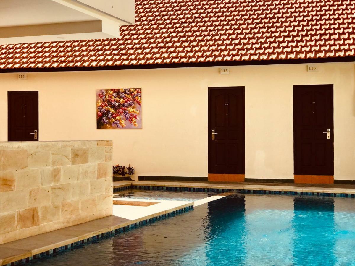 Familytel Bali Hotel Kuta Selatan Buitenkant foto