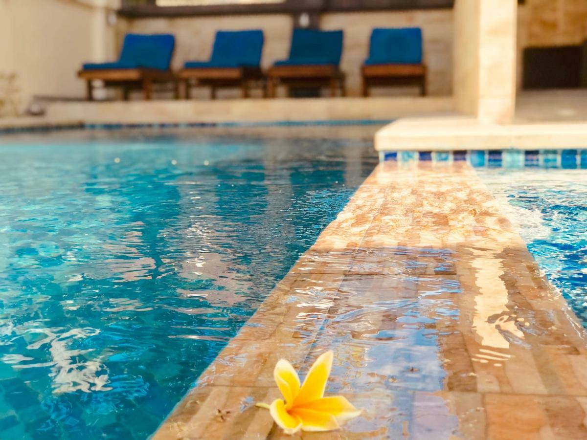Familytel Bali Hotel Kuta Selatan Buitenkant foto