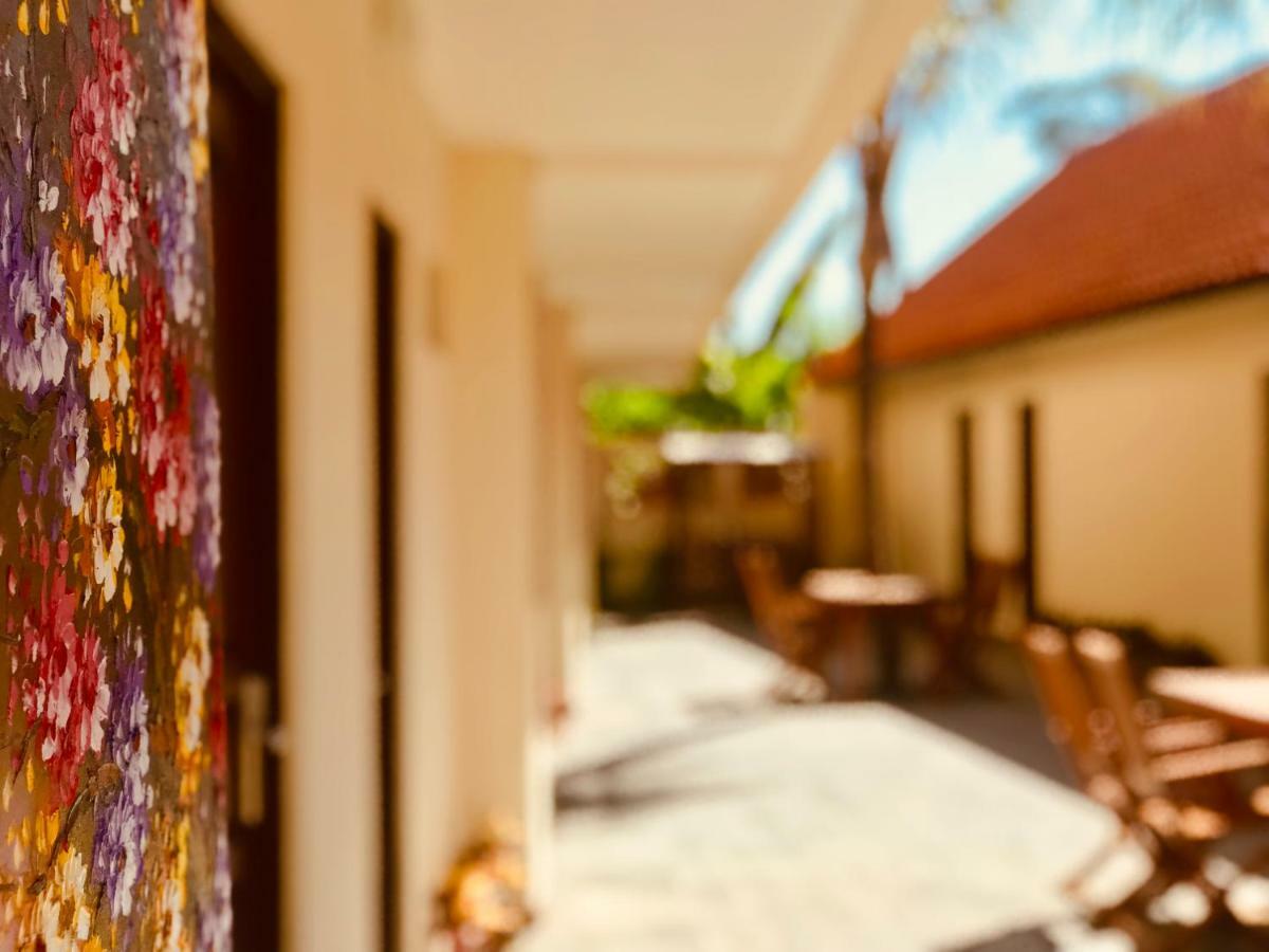 Familytel Bali Hotel Kuta Selatan Buitenkant foto